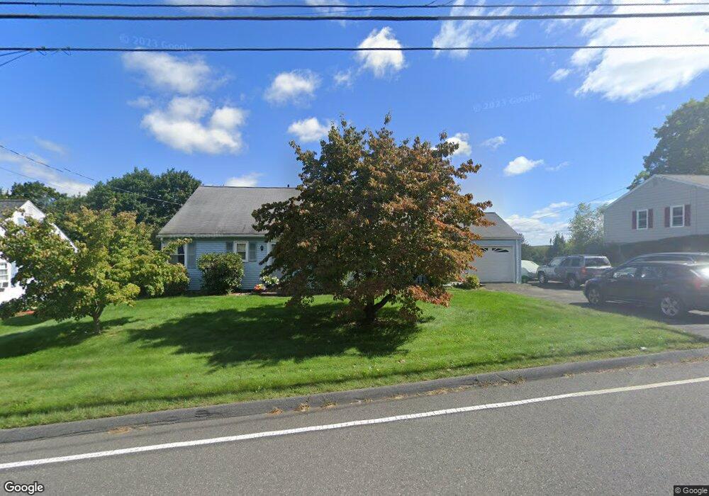 34 East St, South Hadley, MA 01075 - photo 1