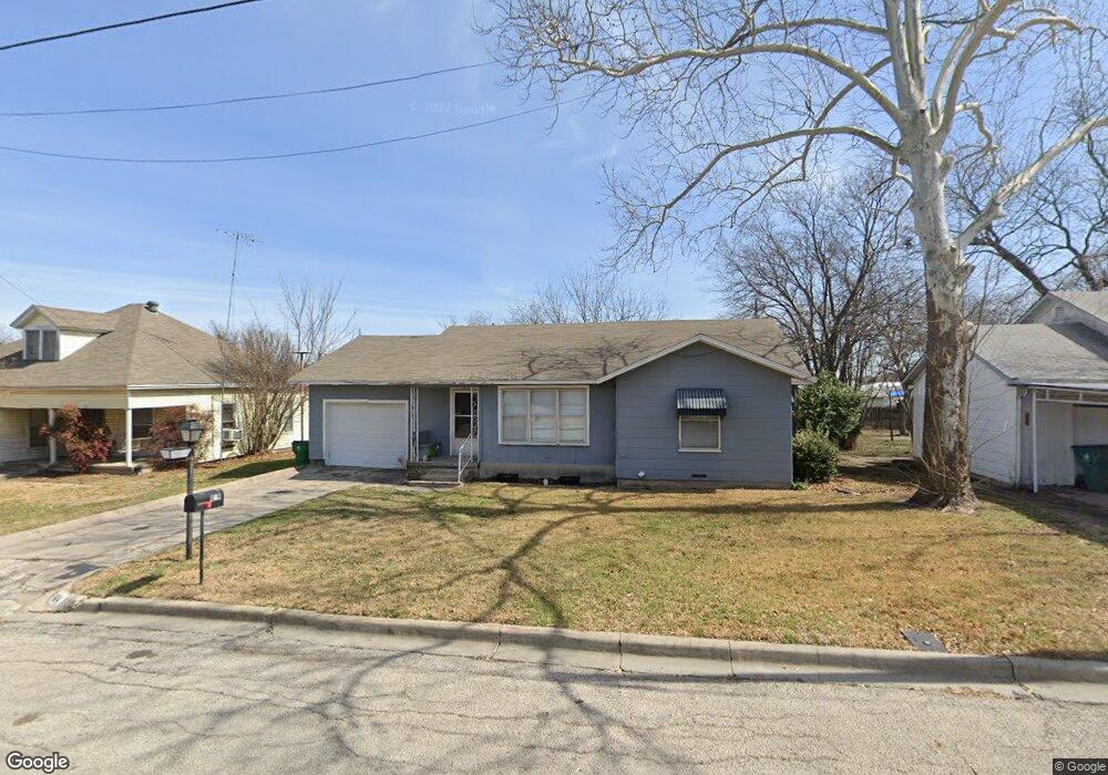 404 N Church St, Decatur, TX 76234 - photo 1