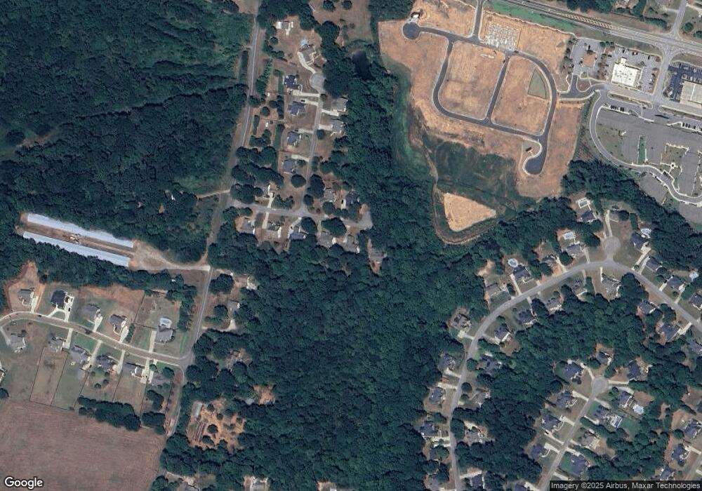 114 Creek View Ct, Hoschton, GA 30548 - photo 1