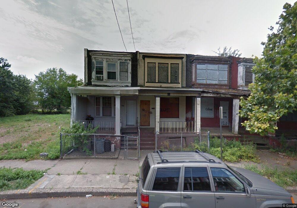 422 Lansdowne Ave, Camden, NJ 08104 - photo 1