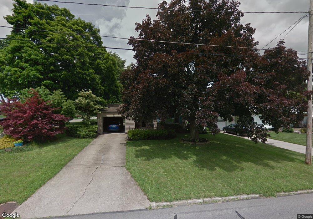 537 W Omar St, Struthers, OH 44471 - photo 1