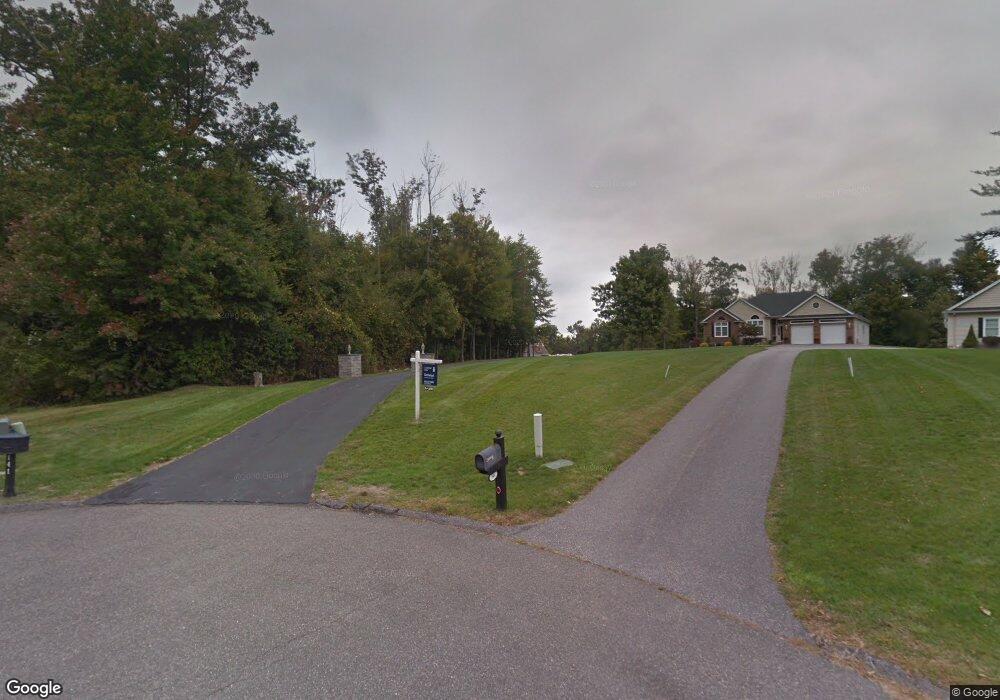 141 Falcon Ridge Rd, Torrington, CT 06790 - photo 1