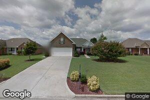 27 Silver Pointe Ct, Elmore, AL 36025