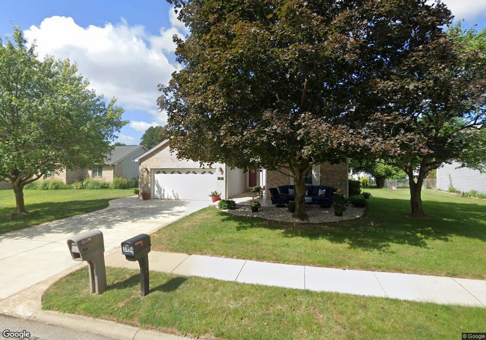 3434 Old Field Ln, Columbus, IN 47203 - photo 1