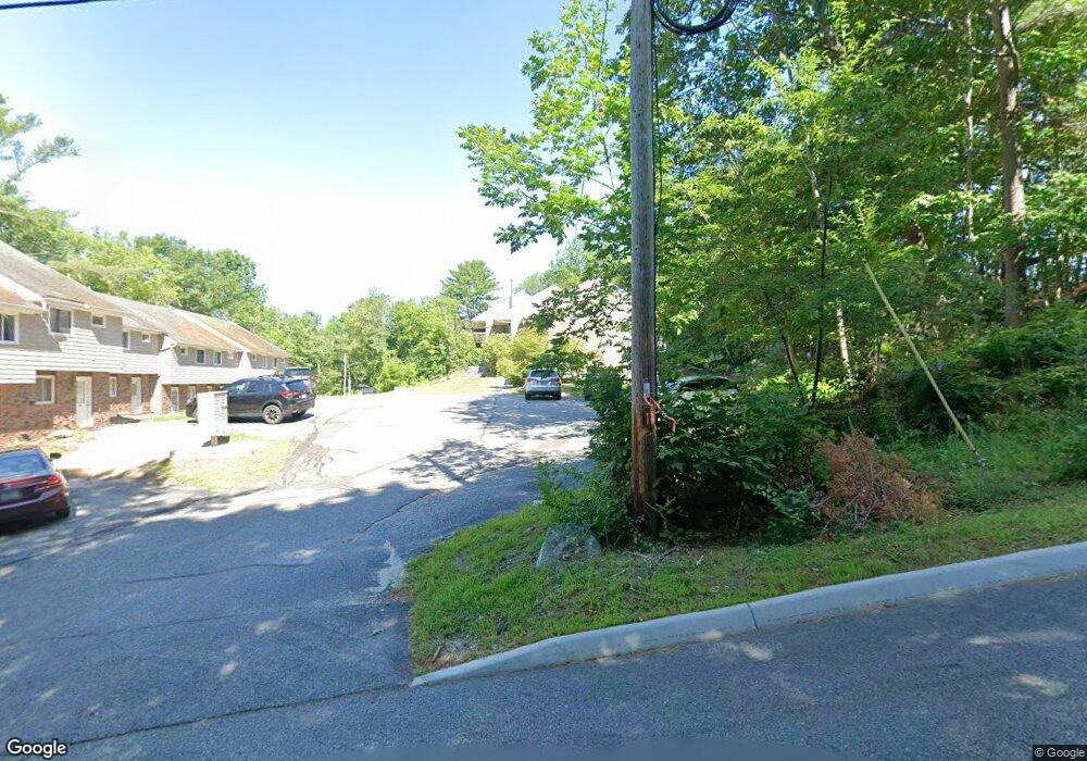 528 East Ave unit 201, Lewiston, ME 04240 - photo 1