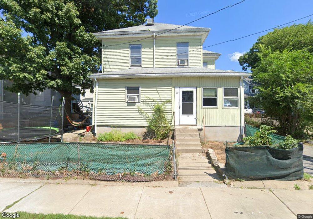 70 Alder St unit 2, Waltham, MA 02453 - photo 1