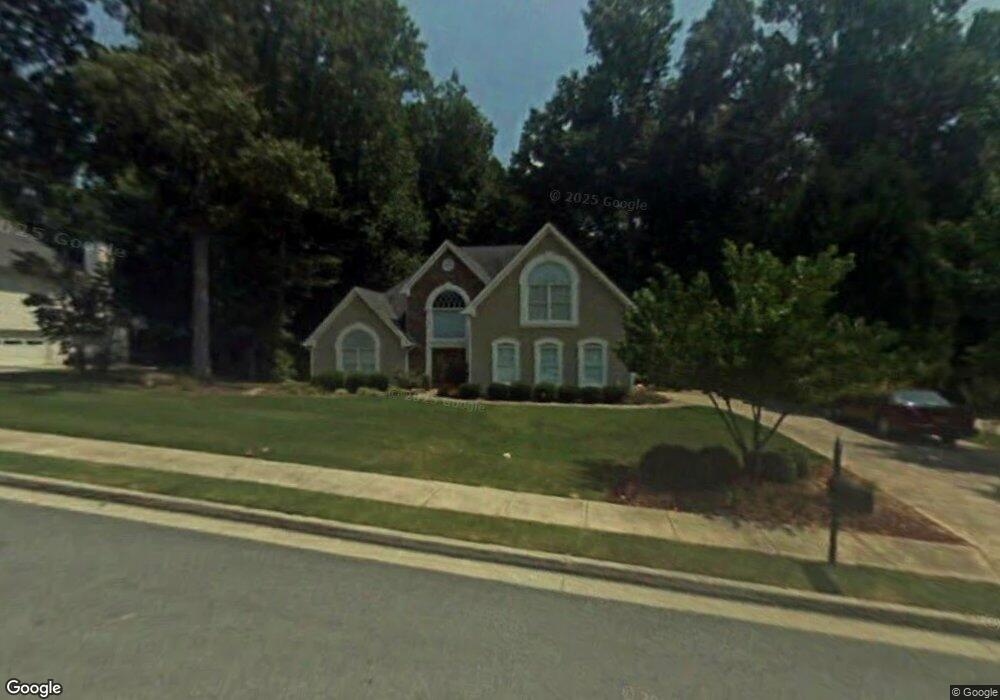 561 Sweetfern Ln unit 3, Sugar Hill, GA 30518 - photo 1