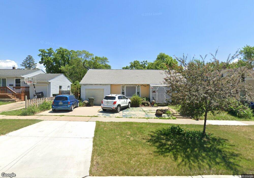 1816 Franklin St, Cedar Falls, IA 50613 - photo 1