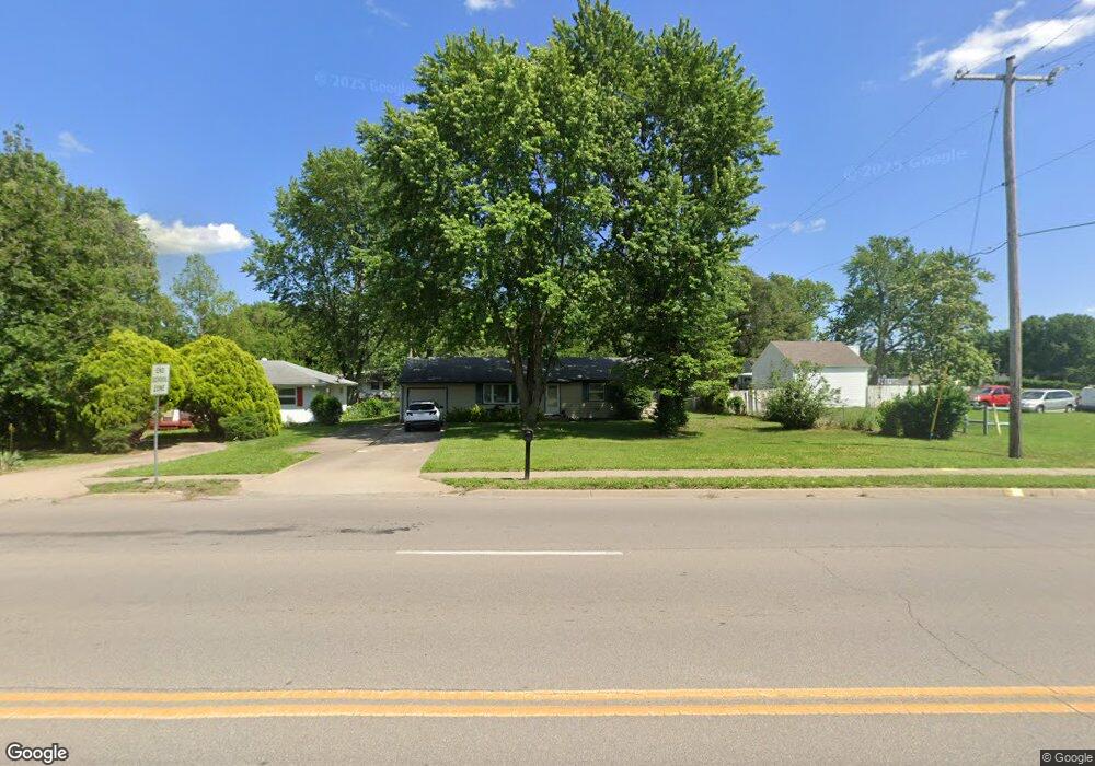 3218 SW Burlingame Rd, Topeka, KS 66611 - photo 1