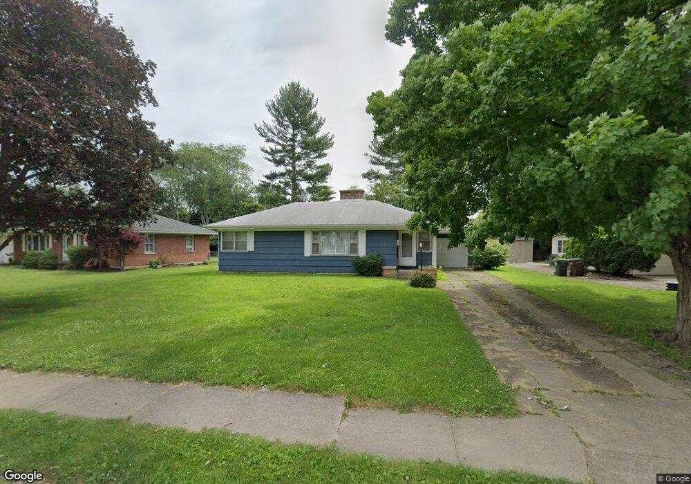 721 Sutton Dr, Xenia, OH 45385 - photo 1