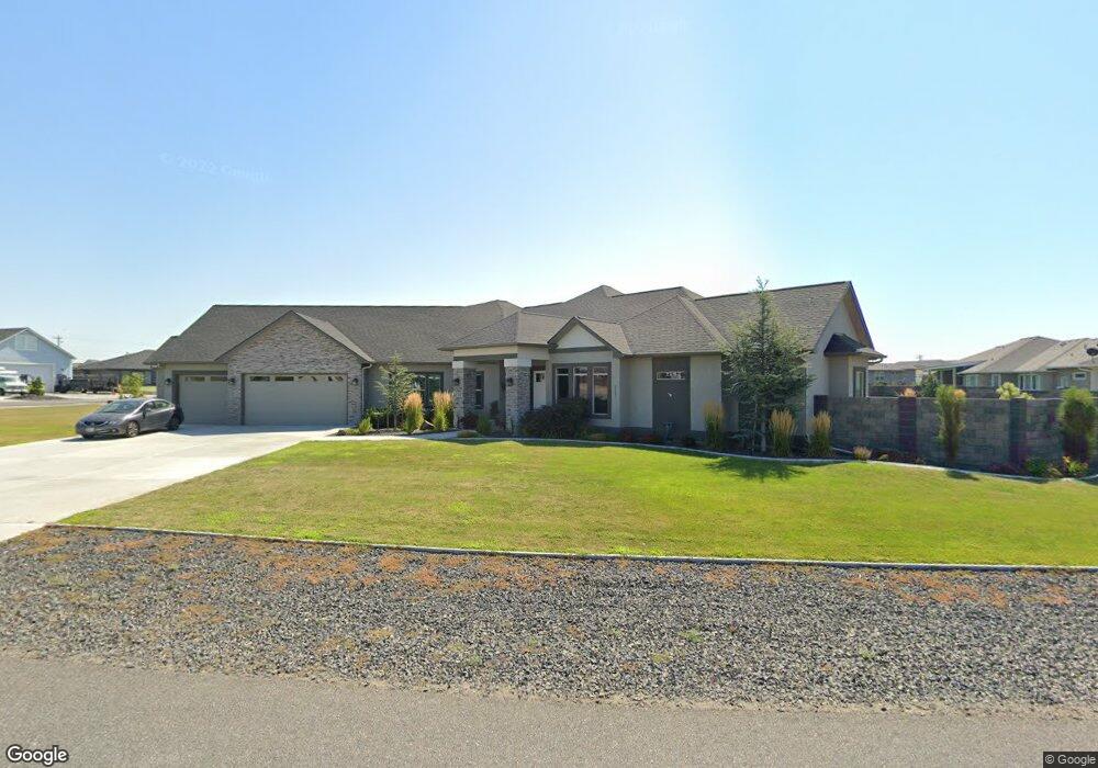 6521 Eagle Crest Dr unit Luxury Model Home Fo, Pasco, WA 99301 - photo 1