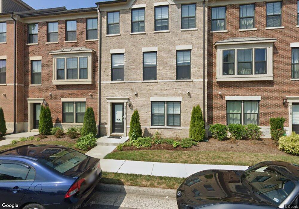 3712 Powell Ln, Falls Church, VA 22041 - photo 1