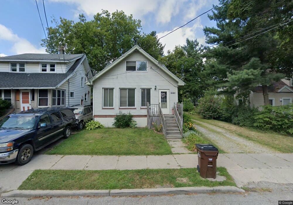 1020 Dakin St, Lansing, MI 48912 - photo 1