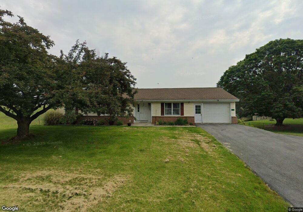 323 Cornertown Rd, Chambersburg, PA 17201 - photo 1