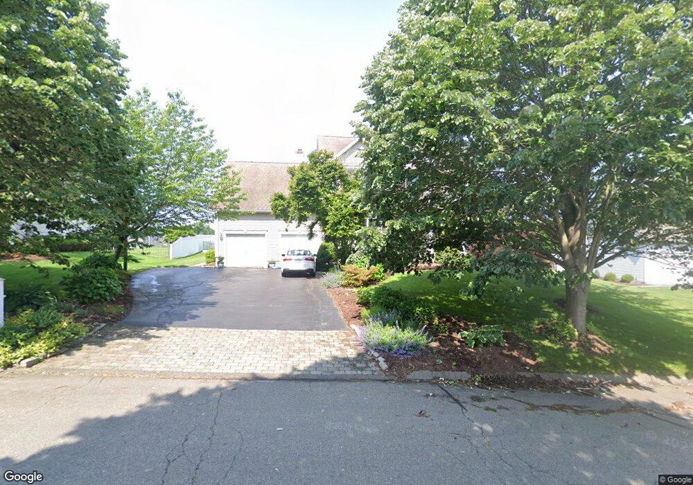 22 Somerset Ln, Milford, CT 06461 - photo 1