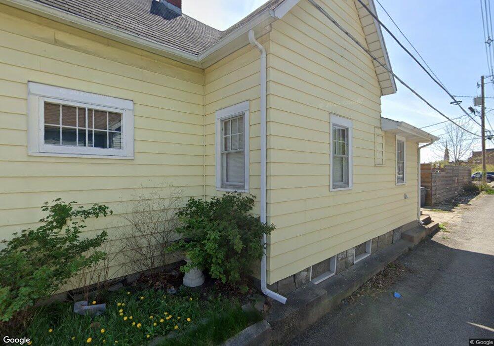 1121 Fletcher St, Anderson, IN 46016 - photo 1