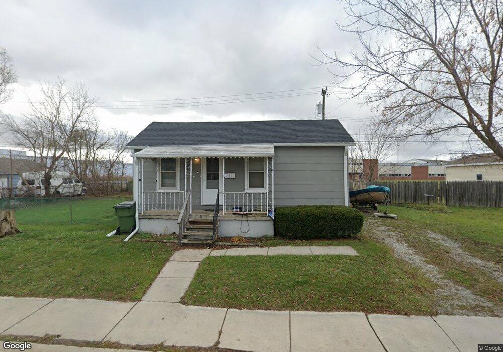 301 17th St unit Bldg-Unit, Port Huron, MI 48060 - photo 1