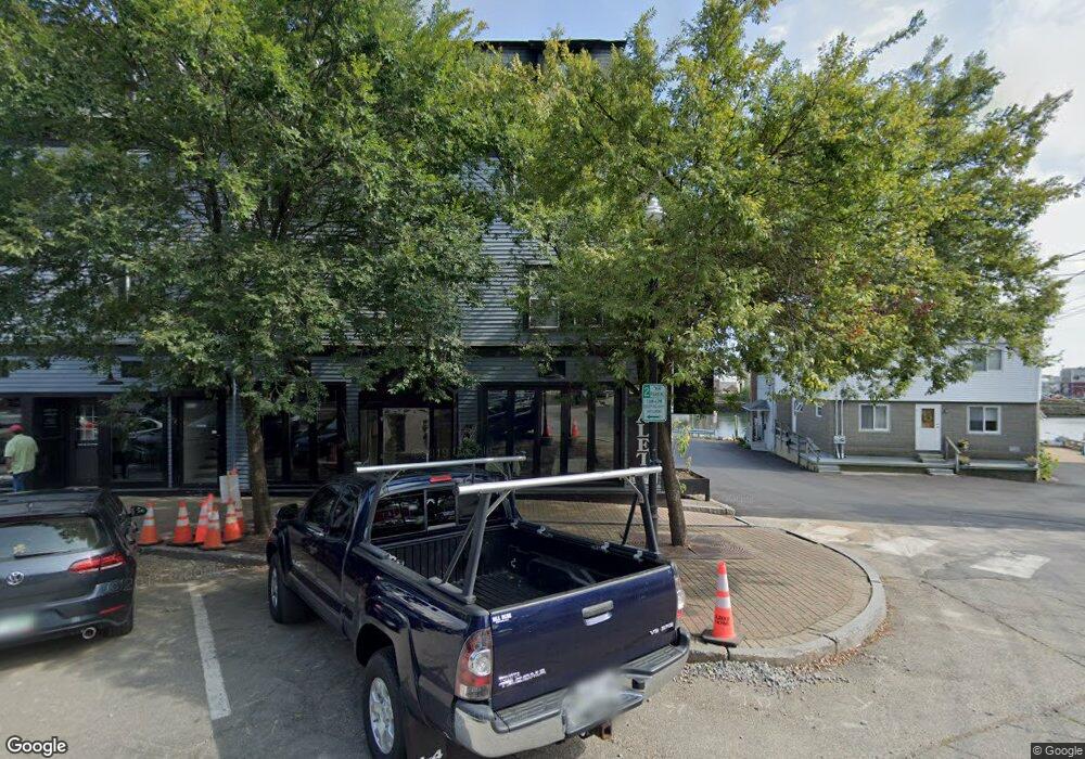 60 Wallingford Square, Kittery, ME 03904 - photo 1