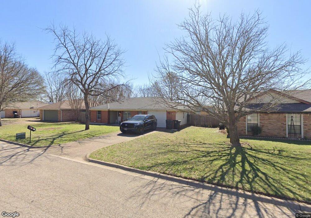 1111 Sandstone Dr, Cleburne, TX 76033 - photo 1