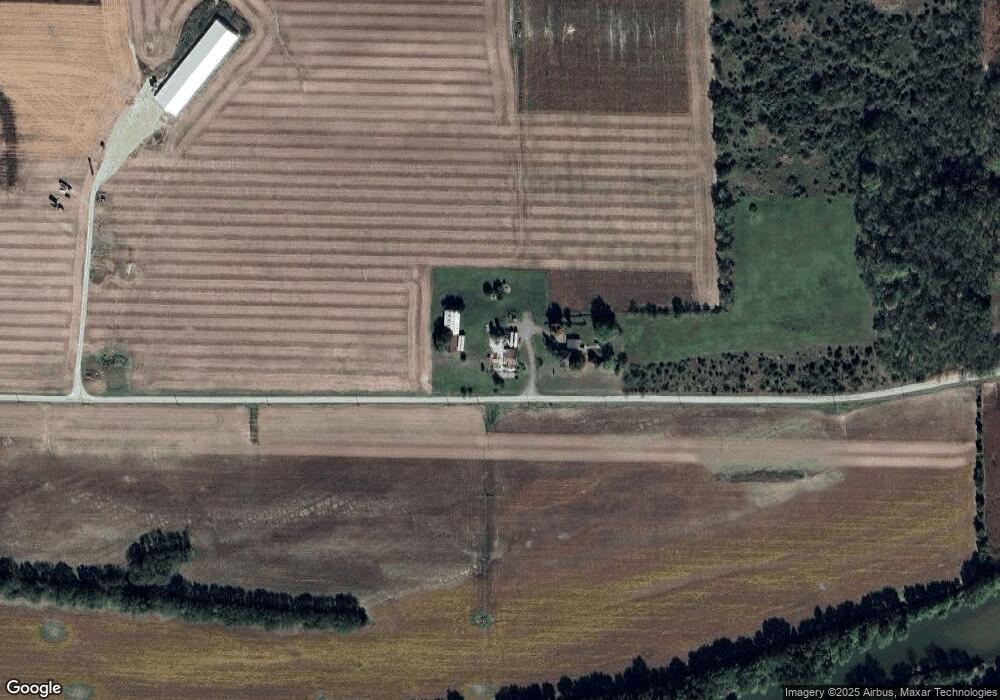 5004 E Schmalzried Rd, Lagro, IN 46941 - photo 1