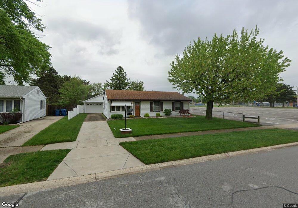 9445 Saric Dr, Highland, IN 46322 - photo 1