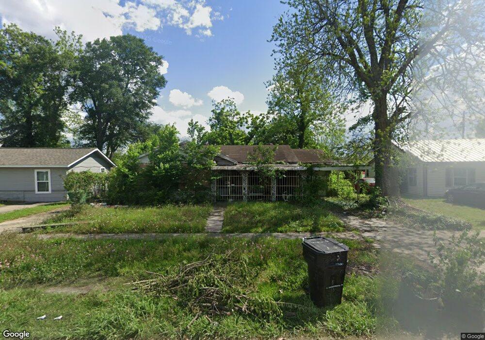 222 Lena Dr, Houston, TX 77022 - photo 1