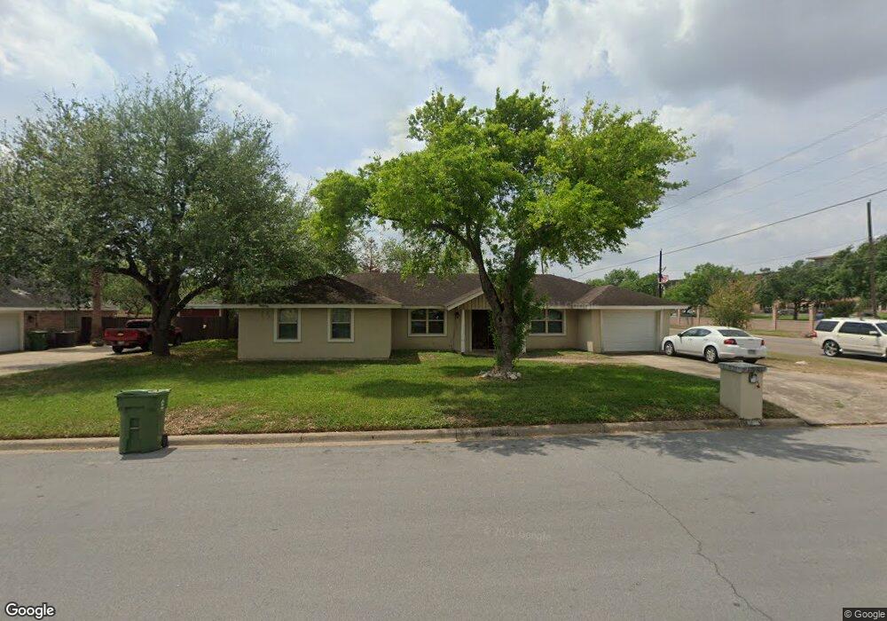 611 W 12th St, Weslaco, TX 78596 - photo 1