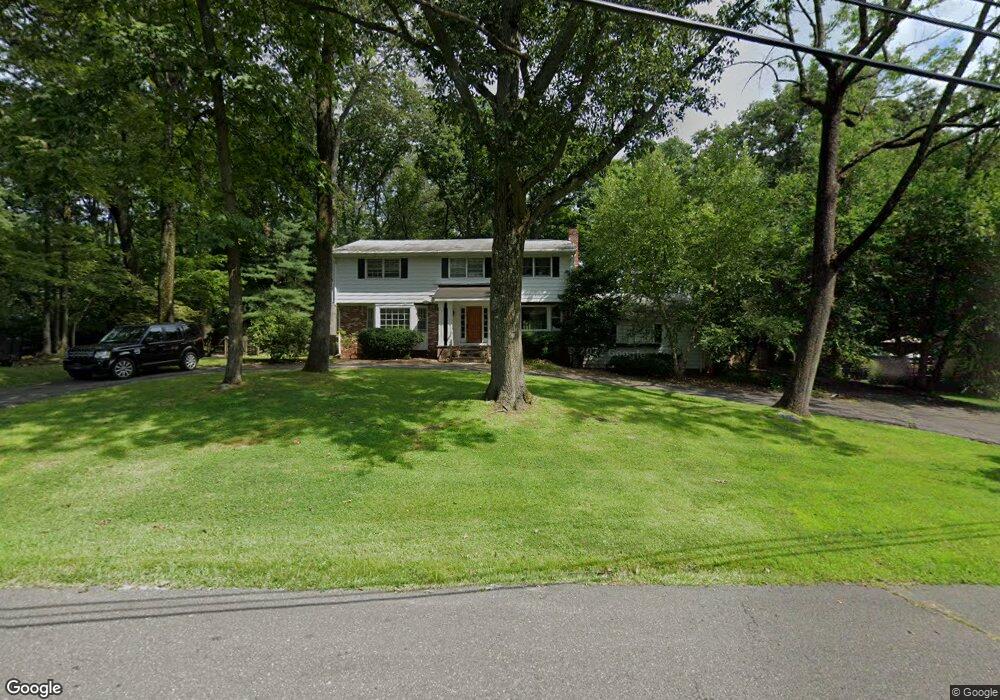 531 Oldwoods Rd, Wyckoff, NJ 07481 - photo 1