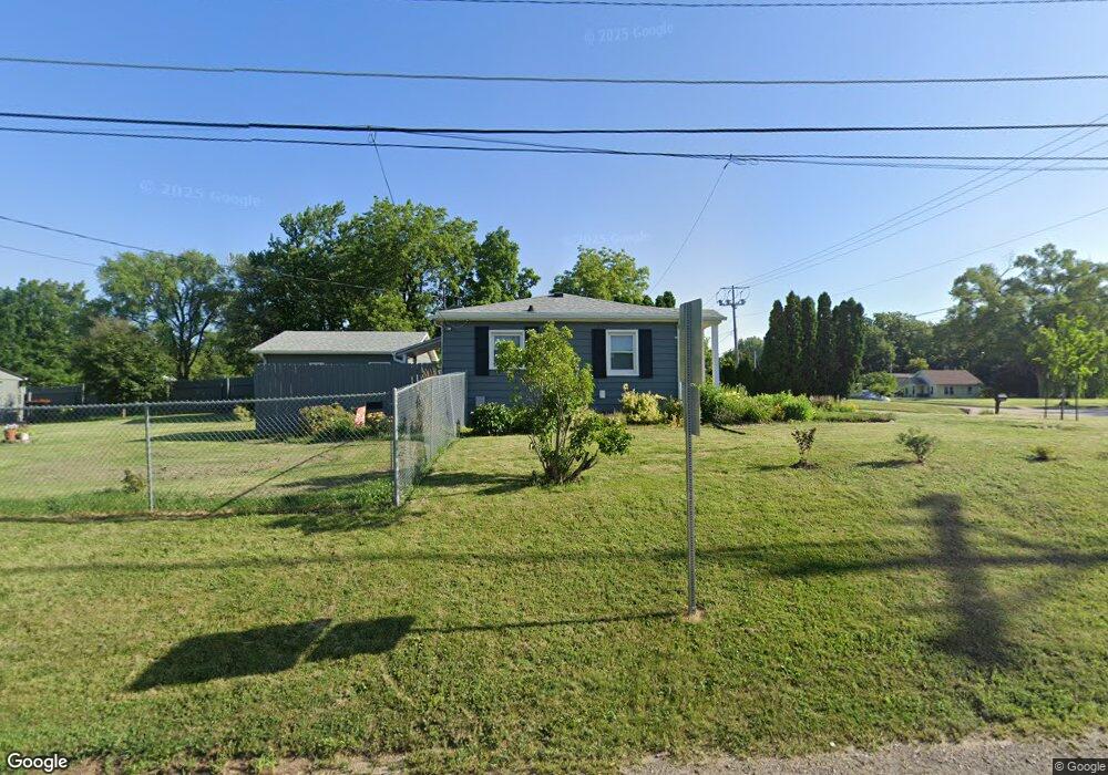 4706 N Pine St, Davenport, IA 52806 - photo 1