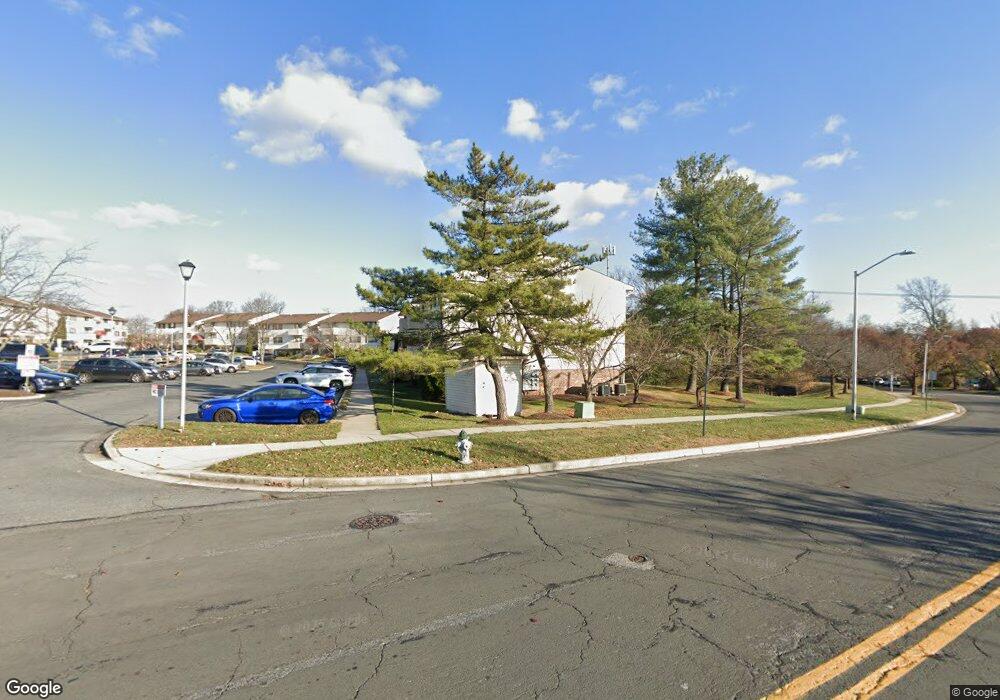 19501 Gunners Branch Rd unit L, Germantown, MD 20876 - photo 1