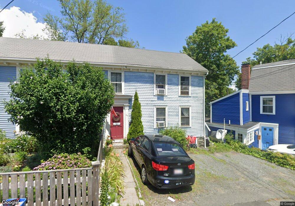 44 High St unit 2, Marblehead, MA 01945 - photo 1