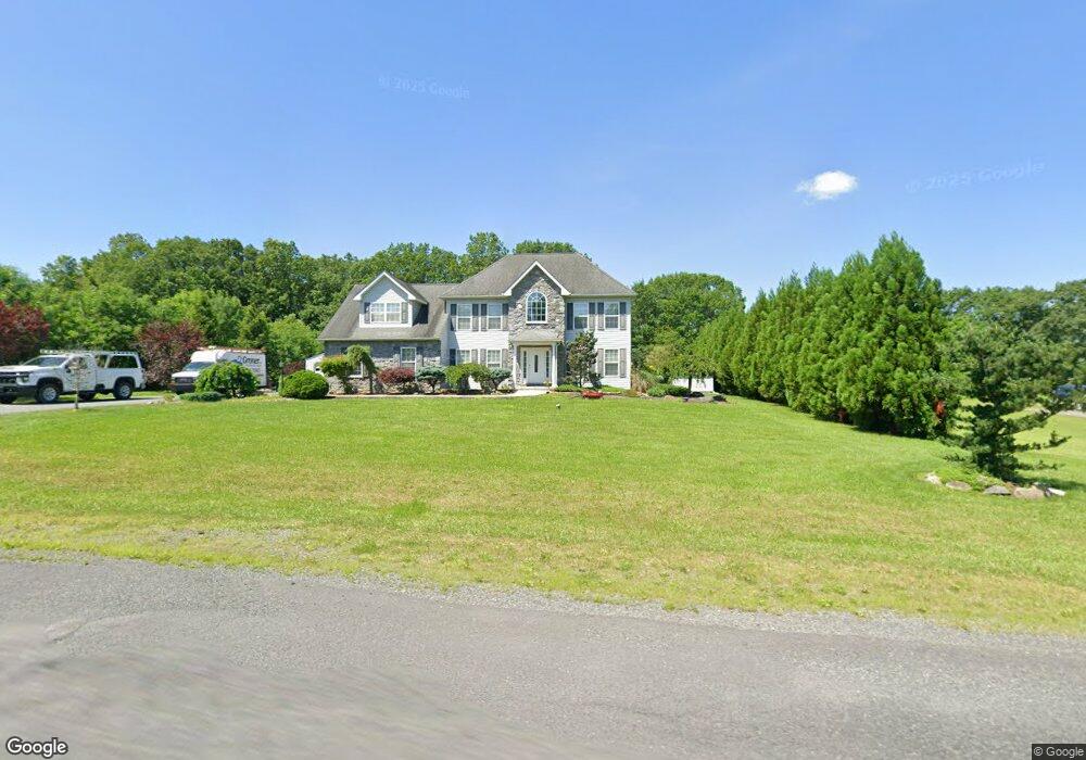17 Pohopoco Dr N, Kunkletown, PA 18058 - photo 1