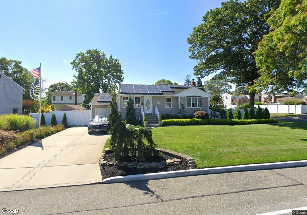 1101 Herzel Blvd, West Babylon, NY 11704 - photo 1