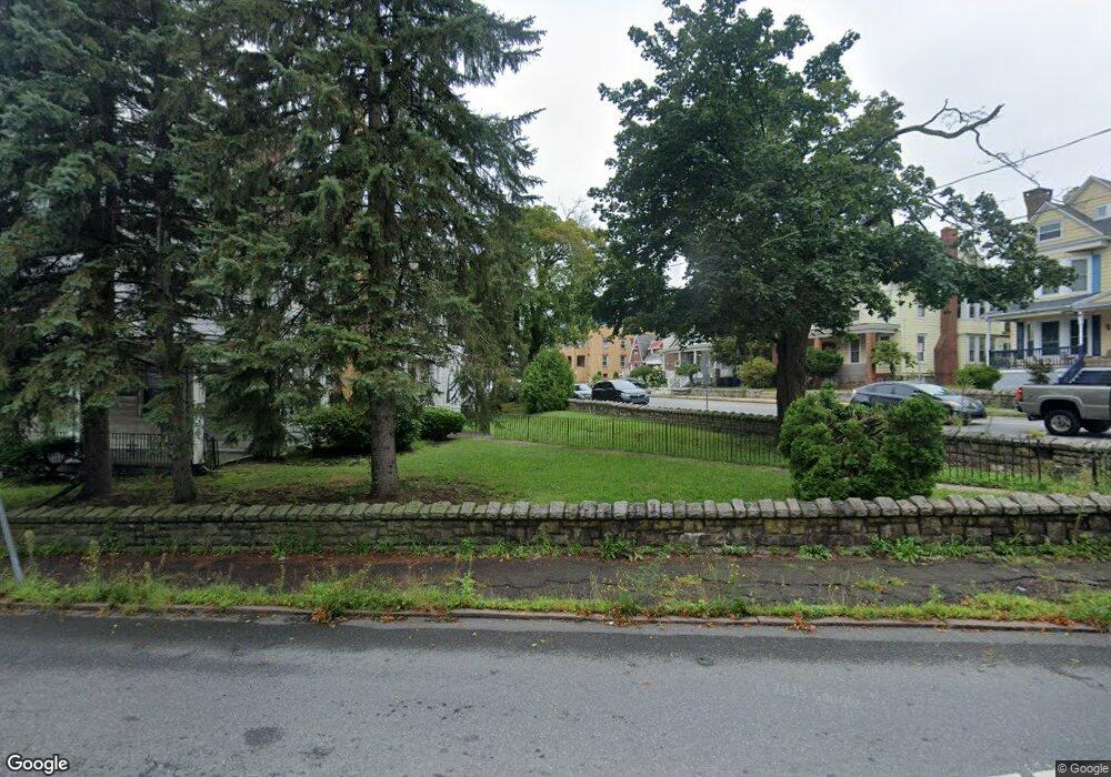 274 N Laurel St, Hazleton, PA 18201 - photo 1