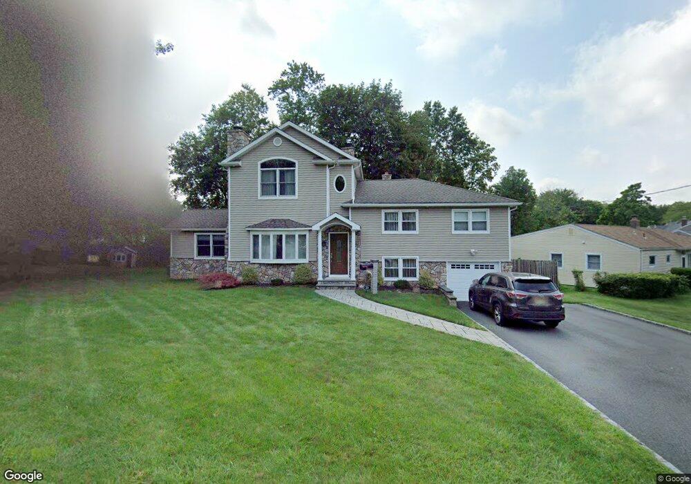 20 Emerson Dr, Livingston, NJ 07039 - photo 1