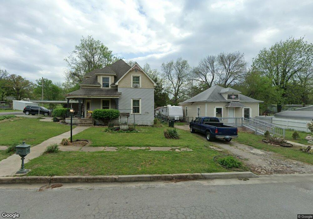 117 E Tahlequah Ave, Sulphur, OK 73086 - photo 1