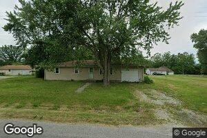 401 N Main St, Sorento, IL 62086