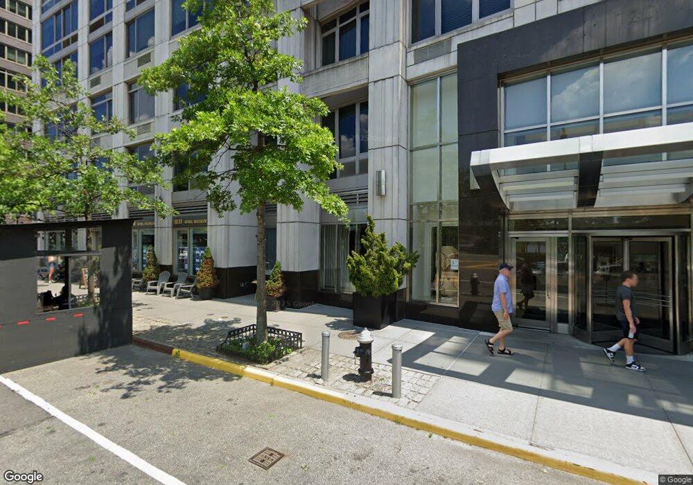 120 Riverside Boulevard unit 14W, New York, NY 10069 - photo 1