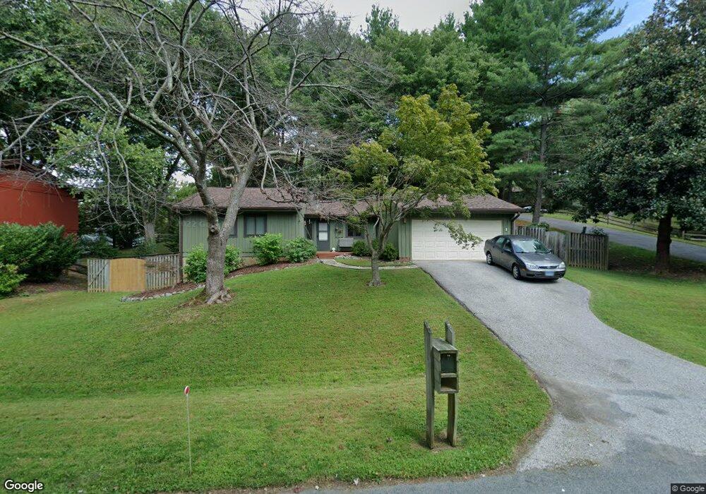 11417 Brandy Hall Ln, North Potomac, MD 20878 - photo 1