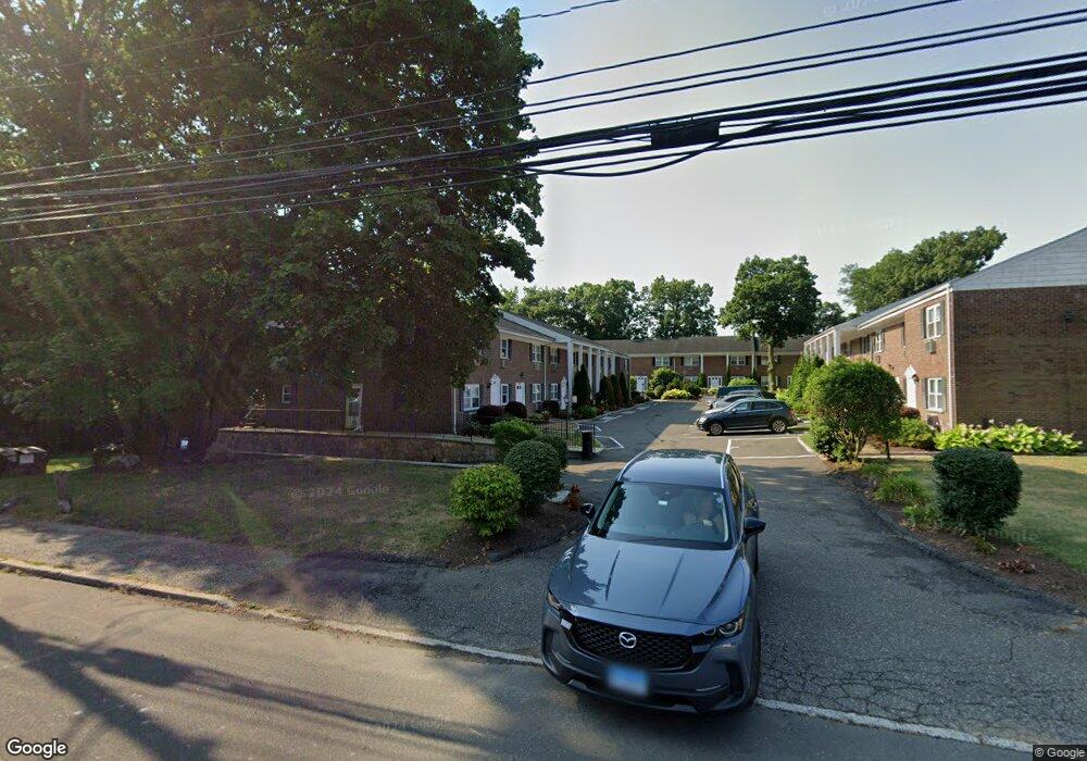 22 Radio Place unit 1, Stamford, CT 06906 - photo 1