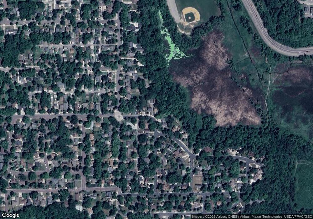 142 Oak Knoll Blvd, Mankato, MN 56001 - photo 1