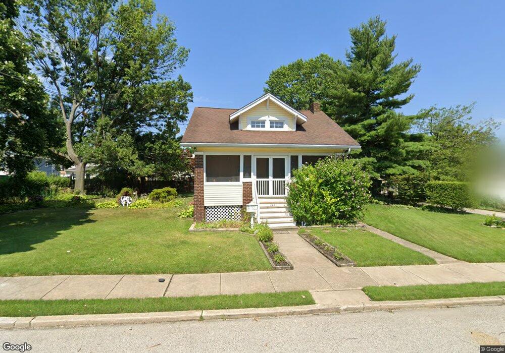 322 Fernwood Ave, Folsom, PA 19033 - photo 1