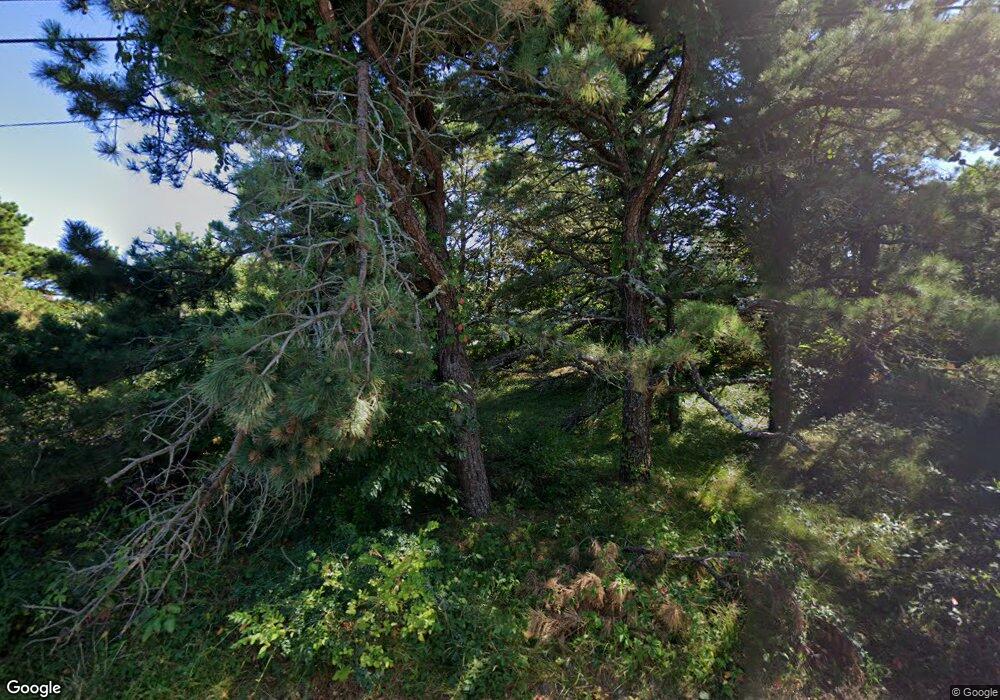 4 Monomoy Rd, Harwich Port, MA 02646 - photo 1