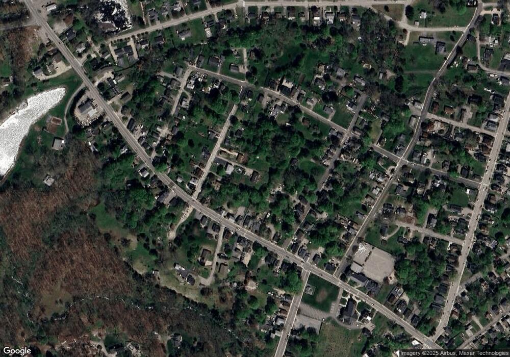 11 Smith St, Pawcatuck, CT 06379 - photo 1