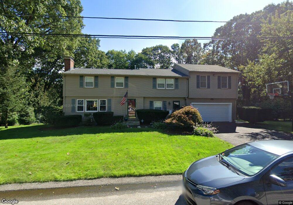 33 Ferncrest Dr, Cumberland, RI 02864 - photo 1