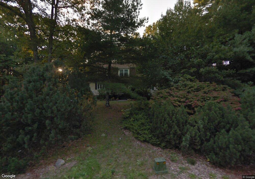 21 Pine Hollow Dr, Londonderry, NH 03053 - photo 1