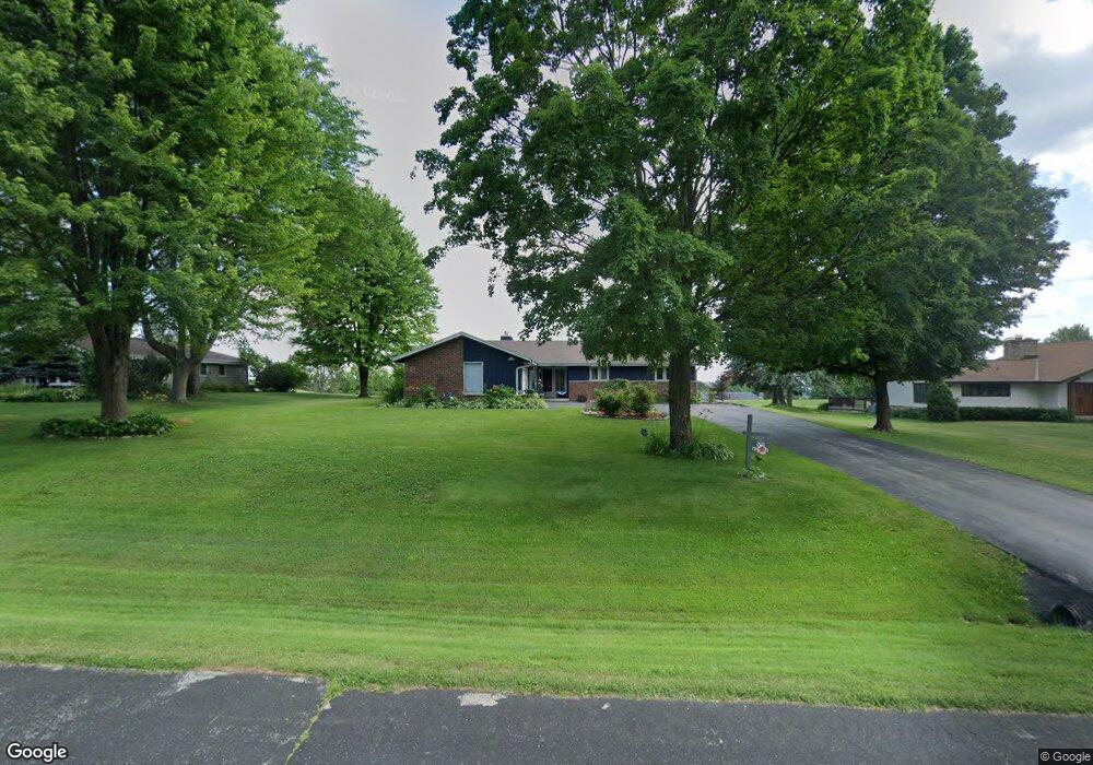 N57W26389 Mount Du Lac Dr, Sussex, WI 53089 - photo 1