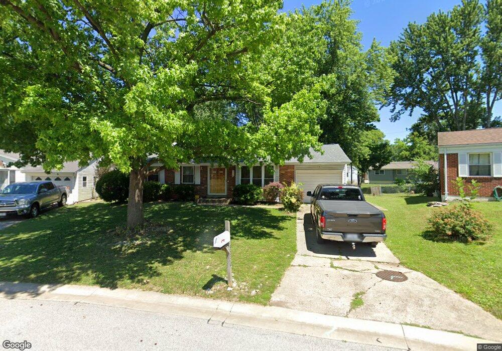 3230 Edgeworth Ln, Saint Charles, MO 63301 - photo 1