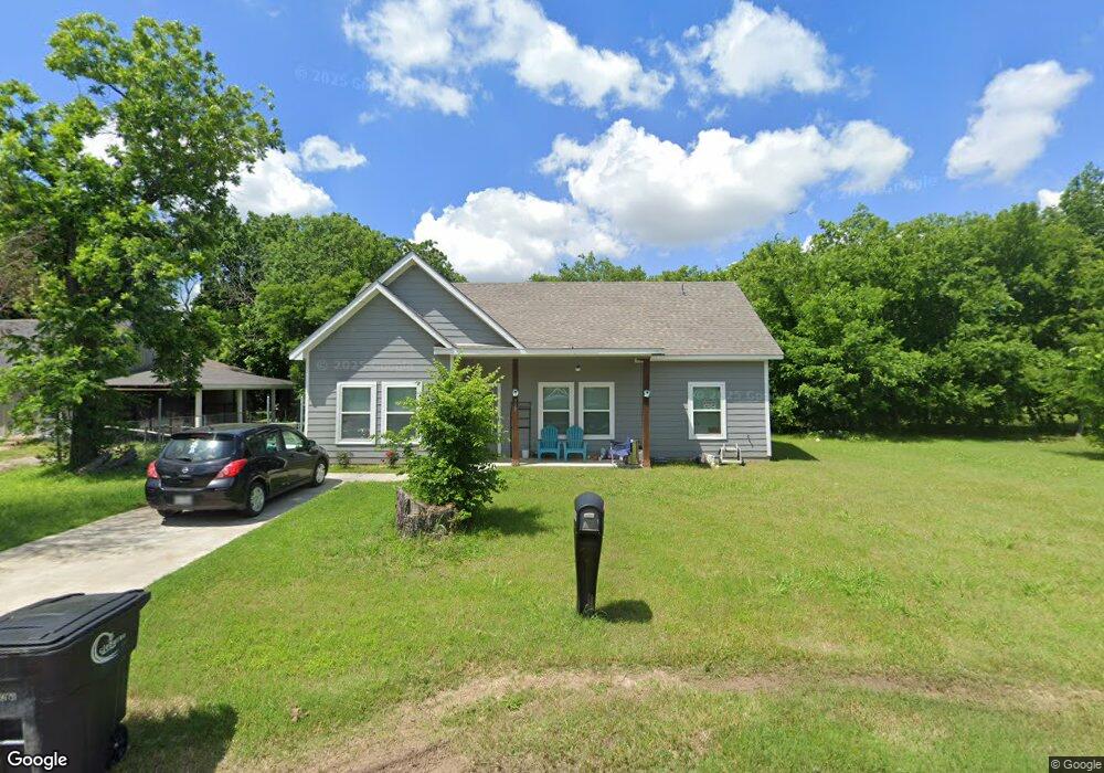 309 N Holloway St, Cleburne, TX 76033 - photo 1