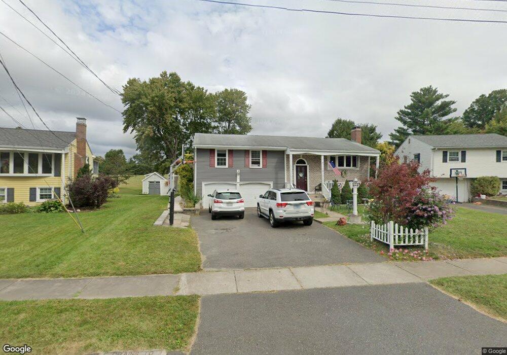 30 Conard Dr, West Hartford, CT 06107 - photo 1